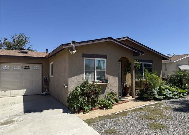 Property at 2130 Avenida Estrada, Hemet, CA 92545, 2 beds, 2 baths