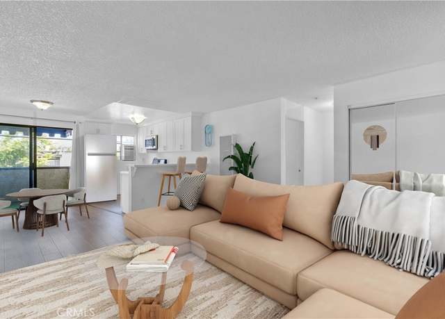 Property at 18530 Hatteras St #209, Tarzana, CA 91356, 1 bed, 1 bath