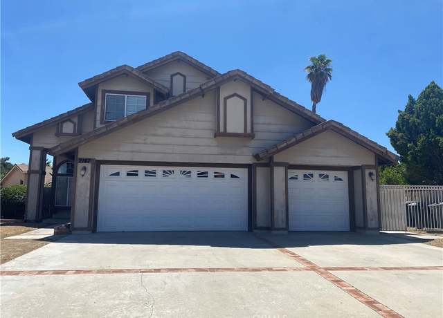 Property at 2147 Saint Michele, San Jacinto, CA 92583, 3 beds, 2.5 baths