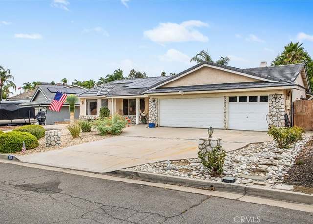 Property at 31215 Emperor Dr, Canyon Lake, CA 92587, 3 beds, 2 baths