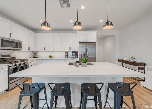 Property at 30546 Rodriquez Loop, Menifee, CA 92584, 3 beds, 2 baths