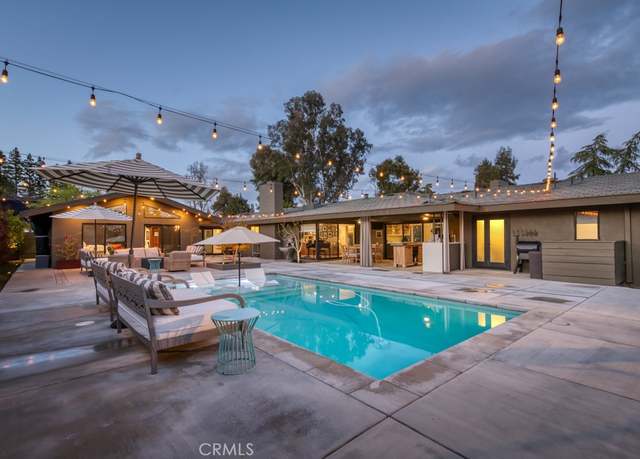 Property at 5385 N Van Ness Blvd, Fresno, CA 93711, 4 beds, 3.5 baths