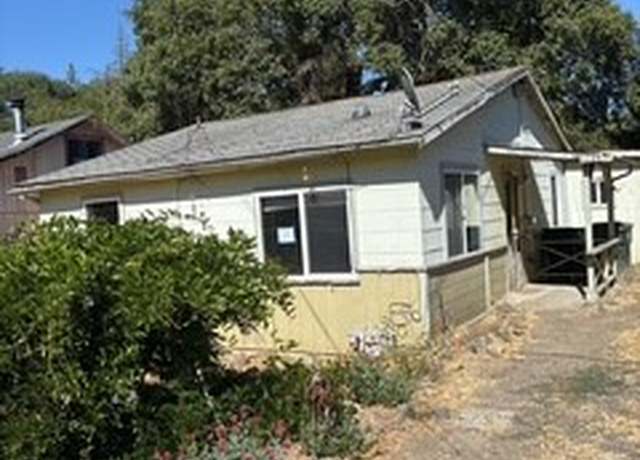 Property at 1389 Eva Clair St, Willits, CA 95490, 3 beds, 2 baths