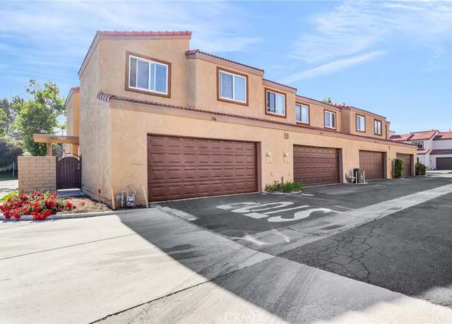 Property at 2766 Via Hacienda #102, Fullerton, CA 92835, 3 beds, 2.5 baths