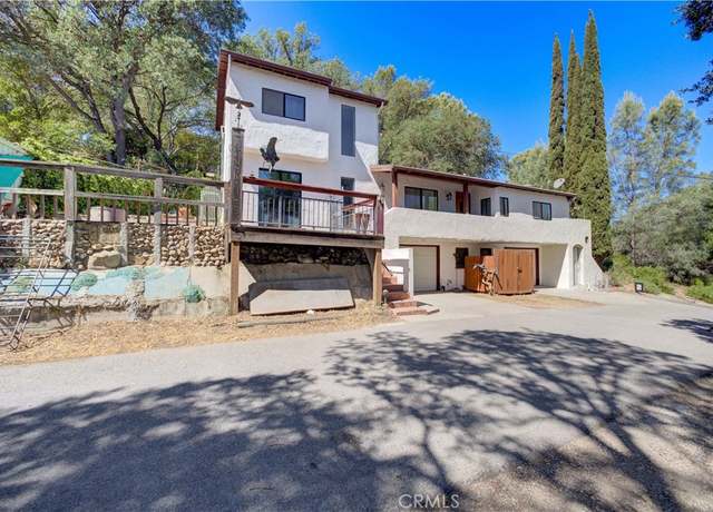 Property at 1019 Chestnut St, Paso Robles, CA 93446, 3 beds, 3 baths