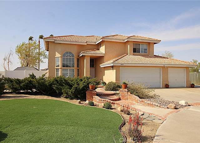 Property at 3005 Chuckwagon Rd, Palmdale, CA 93550, 4 beds, 3 baths