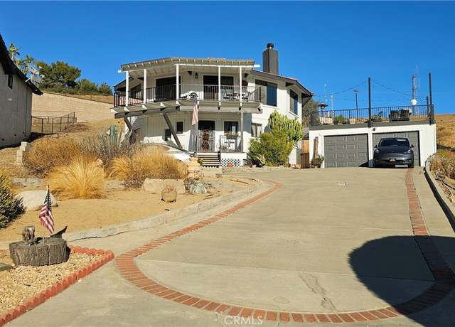 Property at 29684 Yellow Gold Dr, Canyon Lake, CA 92587, 4 beds, 2.5 baths