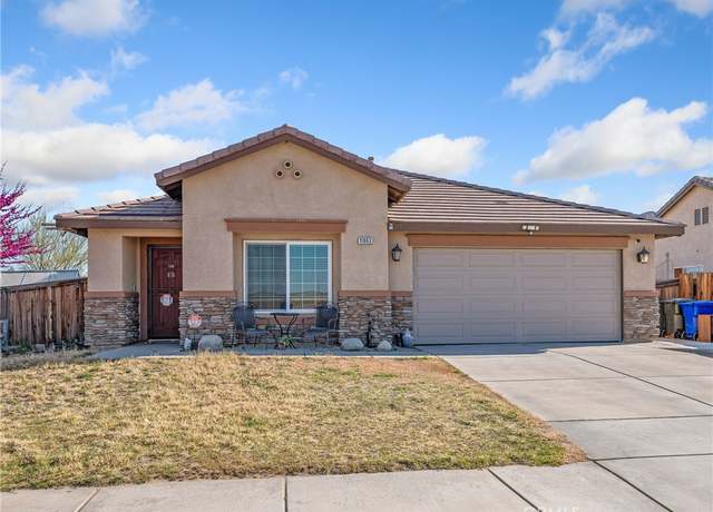 Property at 11863 Far Hills Ln, Victorville, CA 92392, 4 beds, 2 baths