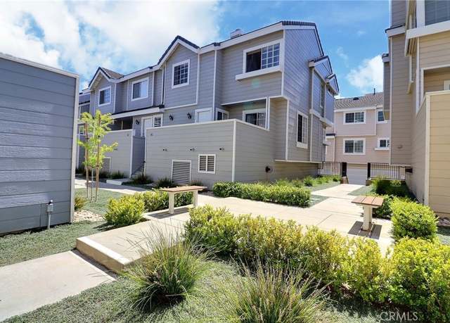 Property at 2800 Plaza Del Amo #142, Torrance, CA 90503, 3 beds, 2.5 baths