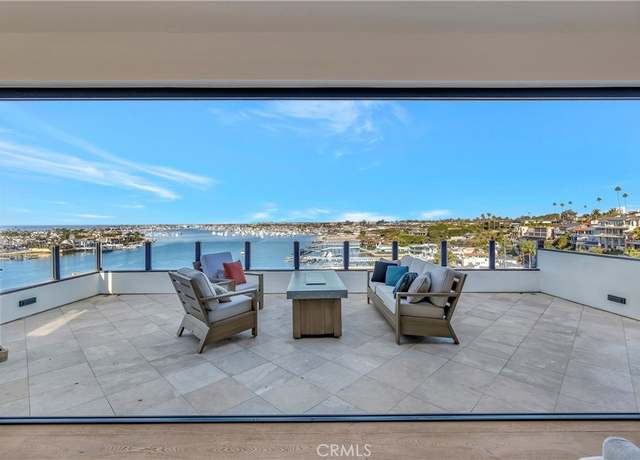 Property at 221 Carnation Ave, Corona Del Mar, CA 92625, 3 beds, 3.5 baths