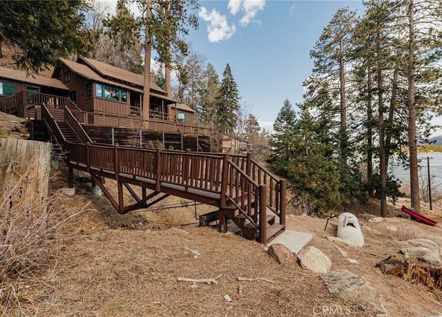 Property at 103 Big Bear Trl, Big Bear Lake, CA 92315, 4 beds, 2 baths