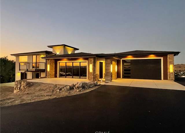Property at 2840 Edgewood Ct, Paso Robles, CA 93446, 3 beds, 2.5 baths