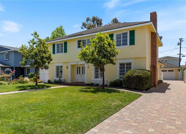 Property at 305 Robin Hood Ln, Costa Mesa, CA 92627, 5 beds, 3 baths