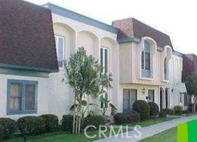 Property at 9745 Port Royal Cir, Huntington Beach, CA 92646, 2 beds, 1.5 baths