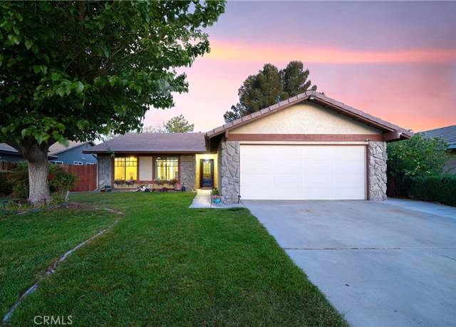 Property at 44329 Lively Ave, Lancaster, CA 93536, 3 beds, 2 baths