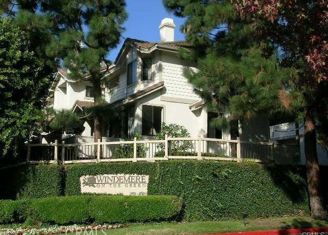 Property at 2577 Plaza Del Amo #712, Torrance, CA 90503, 2 beds, 2.5 baths