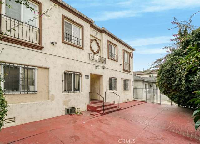 Property at 602 W 75th St, Los Angeles, CA 90044, 22 beds, 16 baths