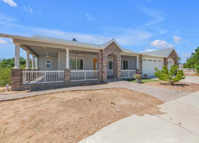 Property at 17850 W Avenue E8, Lancaster, CA 93536, 3 beds, 2.5 baths