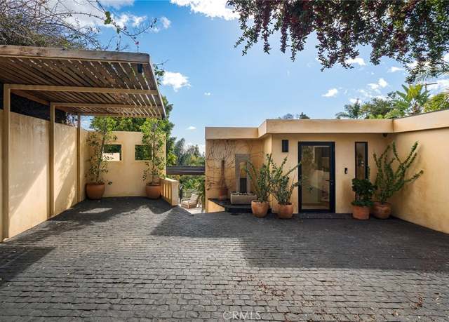 Property at 8378 Hollywood Blvd, West Hollywood, CA 90069, 3 beds, 3 baths