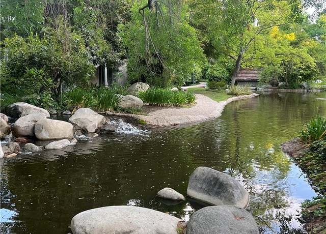Property at 7111 Farralone Ave #104, Canoga Park, CA 91303, 2 beds, 1 bath