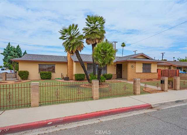 Property at 480 W Thornton Ave, Hemet, CA 92543, 2 beds, 2 baths