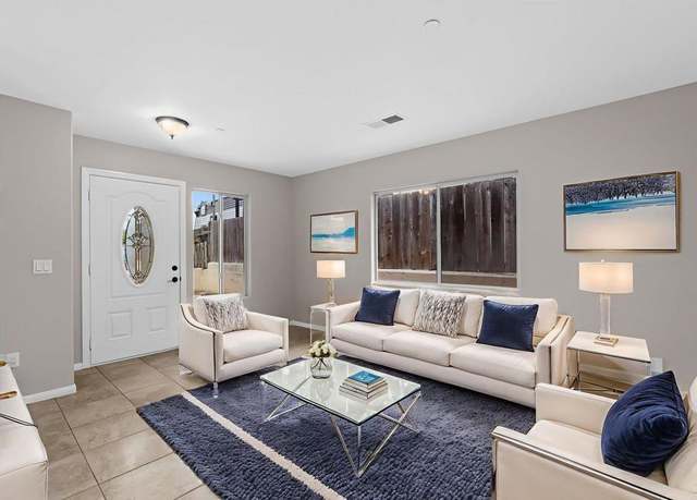 Property at 321 W Connecticut Ave, Vista, CA 92083, 3 beds, 2 baths