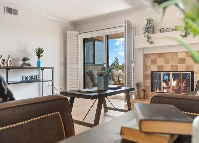 Property at 6960 Hyde Park Dr #4, San Diego, CA 92119, 2 beds, 2 baths