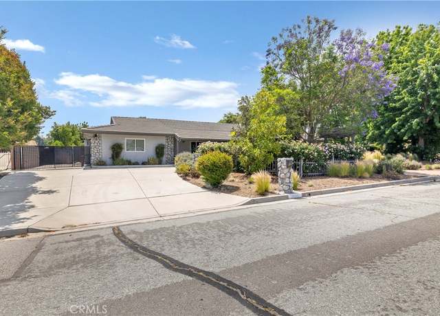 Property at 3890 English, Hemet, CA 92544, 6 beds, 3 baths