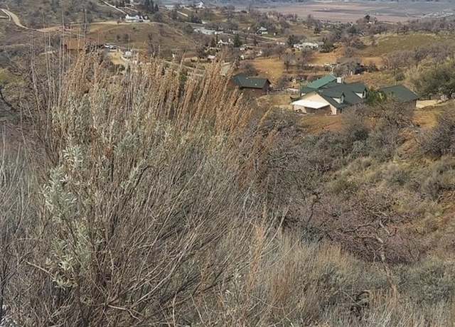 Property at 18020 Matterhorn Ct, Tehachapi, CA 93561