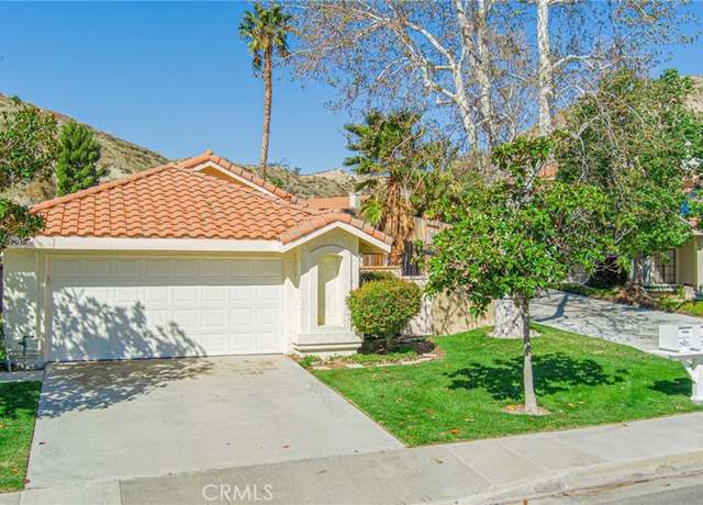 Property at 29039 Marilyn Dr, Canyon Country, CA 91387, 3 beds, 2 baths