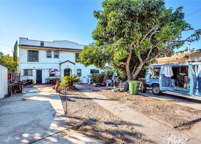 Property at 335 N Palos Verdes St, San Pedro, CA 90731, 4 beds, 3 baths