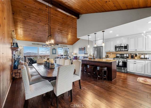 Property at 1430 Sequoia Dr, Lake Arrowhead, CA 92352, 4 beds, 3.5 baths