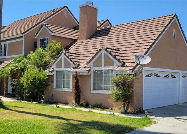 Property at 9265 52nd St, Jurupa Valley, CA 92509, 4 beds, 2.5 baths
