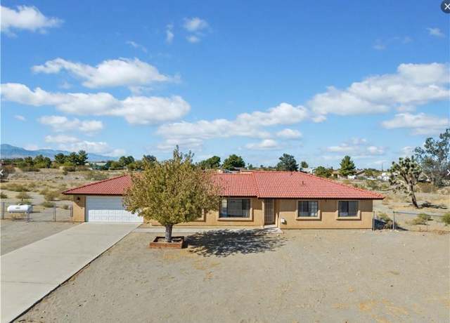 Property at 14022 Valle Vista Rd, Phelan, CA 92371, 3 beds, 2 baths