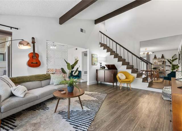 Property at 6134 Arroyo Rd #3, Palm Springs, CA 92264, 2 beds, 1.5 baths