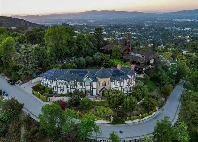 Property at 3155 Stone Oak Dr, Los Angeles, CA 90049, 7 beds, 8.5 baths