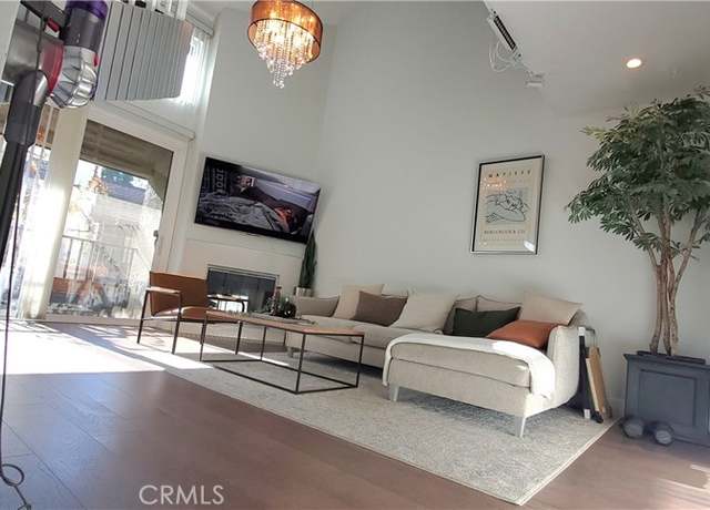 Property at 8114 Manitoba St #204, Playa Del Rey, CA 90293, 1 bed, 1 bath