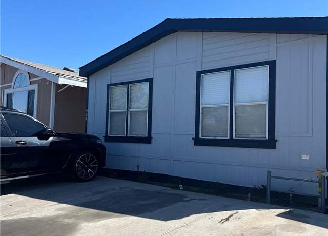 Property at 624 W Romneya Dr, Anaheim, CA 92801, 3 beds, 2 baths