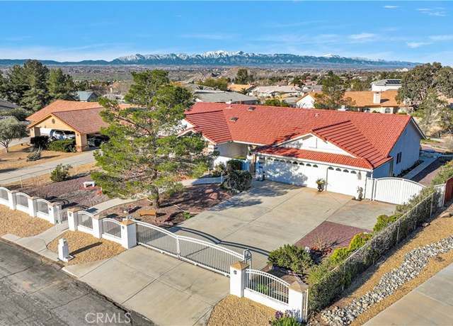 Property at 16620 Iwa Rd, Apple Valley, CA 92307, 4 beds, 3 baths