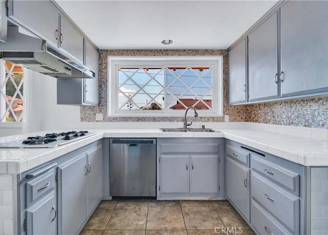 Property at 3651 Greve Dr, Rancho Palos Verdes, CA 90275, 4 beds, 2.5 baths