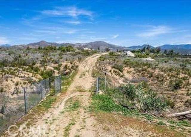 Property at 40120 Perryman Ln, Hemet, CA 92544