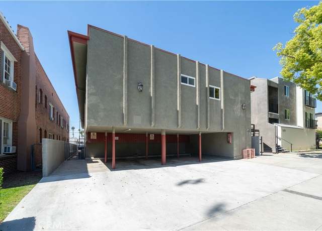 Property at 135 S Belmont St, Glendale, CA 91205, 12 beds, 12 baths