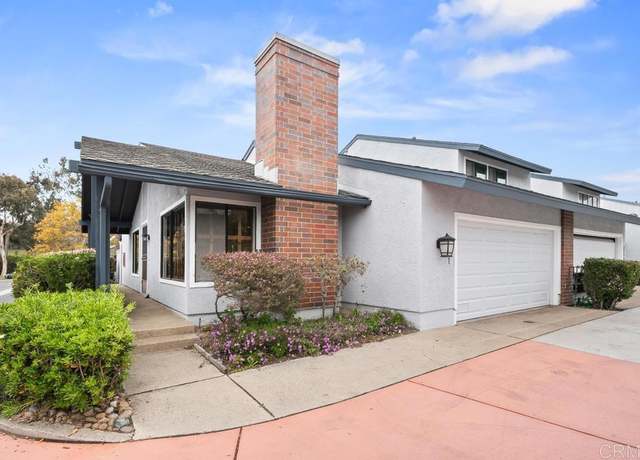 Property at 3251 Caminito Ameca, La Jolla, CA 92037, 2 beds, 2 baths