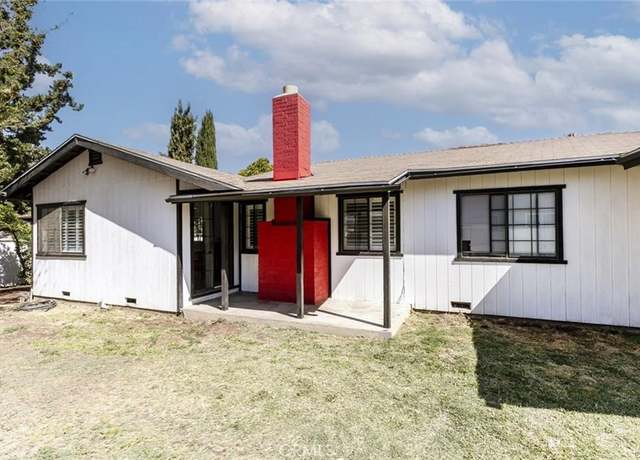 Property at 1222 W Kettering St, Lancaster, CA 93534, 5 beds, 2 baths