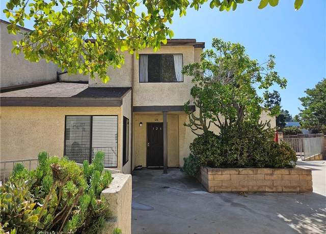 Property at 620 W Hyde Park Blvd #126, Inglewood, CA 90302, 3 beds, 2 baths