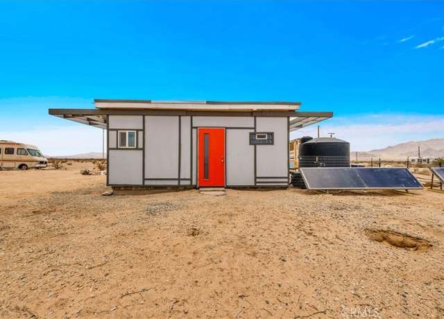 Property at 84951 Amboy Rd, 29 Palms, CA 92277, 1 bath