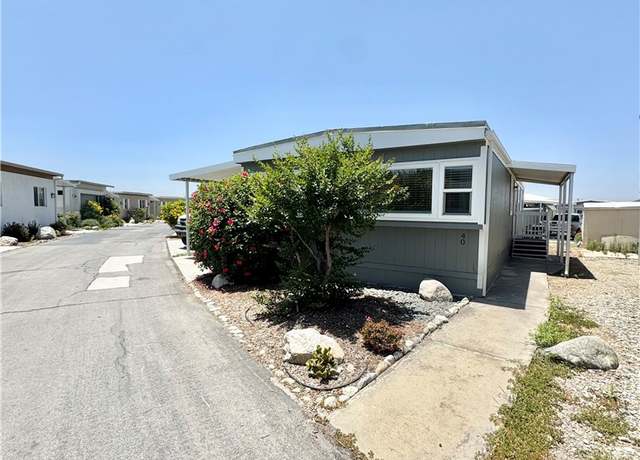 Property at 1134 Villa Calimesa Ln #40, Calimesa, CA 92320, 2 beds, 2 baths