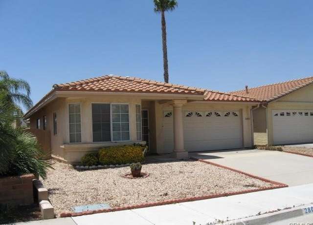 Property at 28051 Calle Casera, Menifee, CA 92585, 2 beds, 2 baths