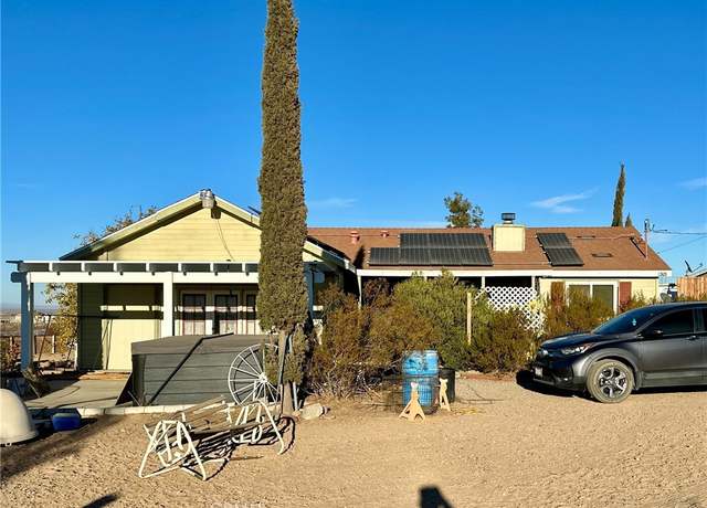 Property at 7524 Olivine Rd, Phelan, CA 92371, 3 beds, 2 baths