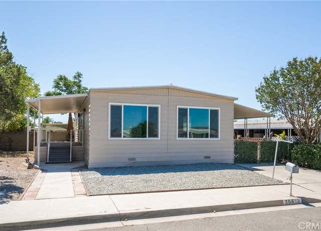 Property at 204 N La Paloma Ave, San Jacinto, CA 92582, 2 beds, 2 baths